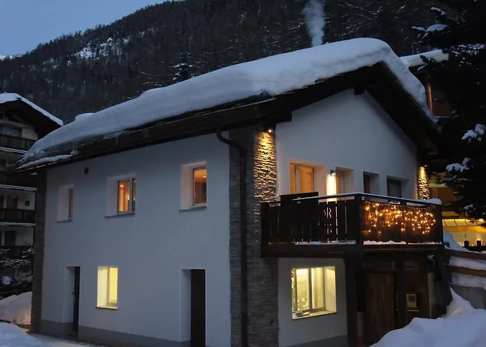 阿伯克斯木屋旅馆 *