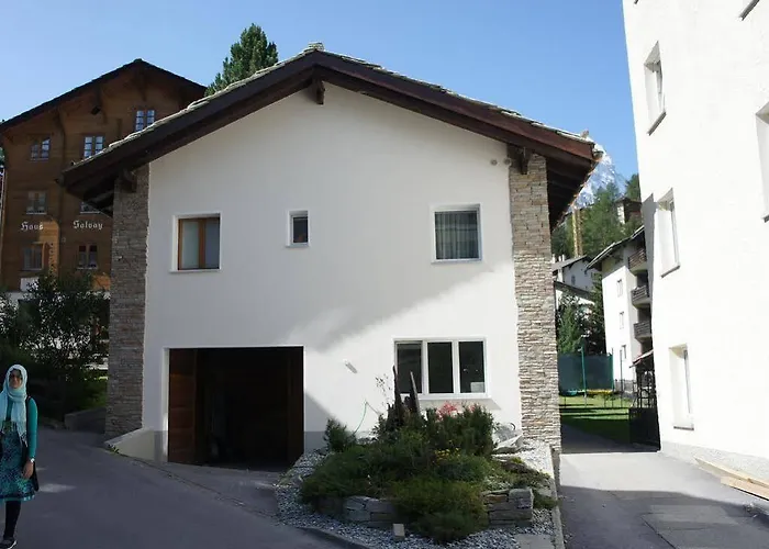 阿伯克斯木屋旅馆 *